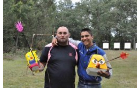 Un roi et un dauphin.